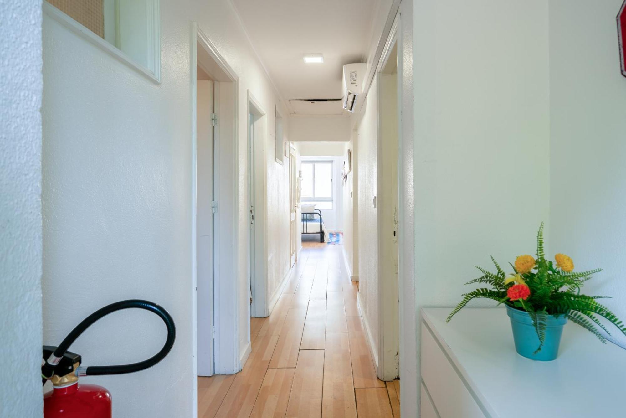 Host Wise - Large Flat W Terrace - Ace Location At Aliados Apartment Porto Bagian luar foto