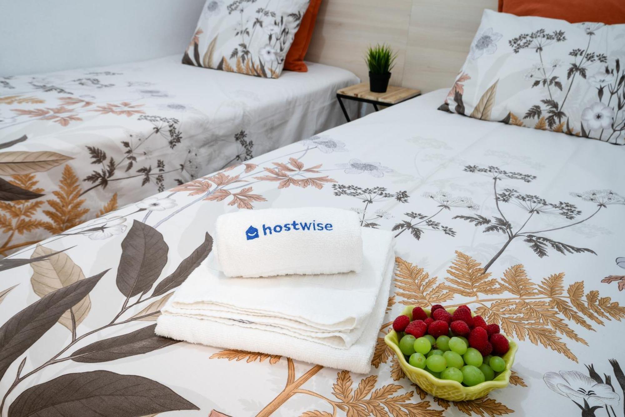 Host Wise - Large Flat W Terrace - Ace Location At Aliados Apartment Porto Bagian luar foto
