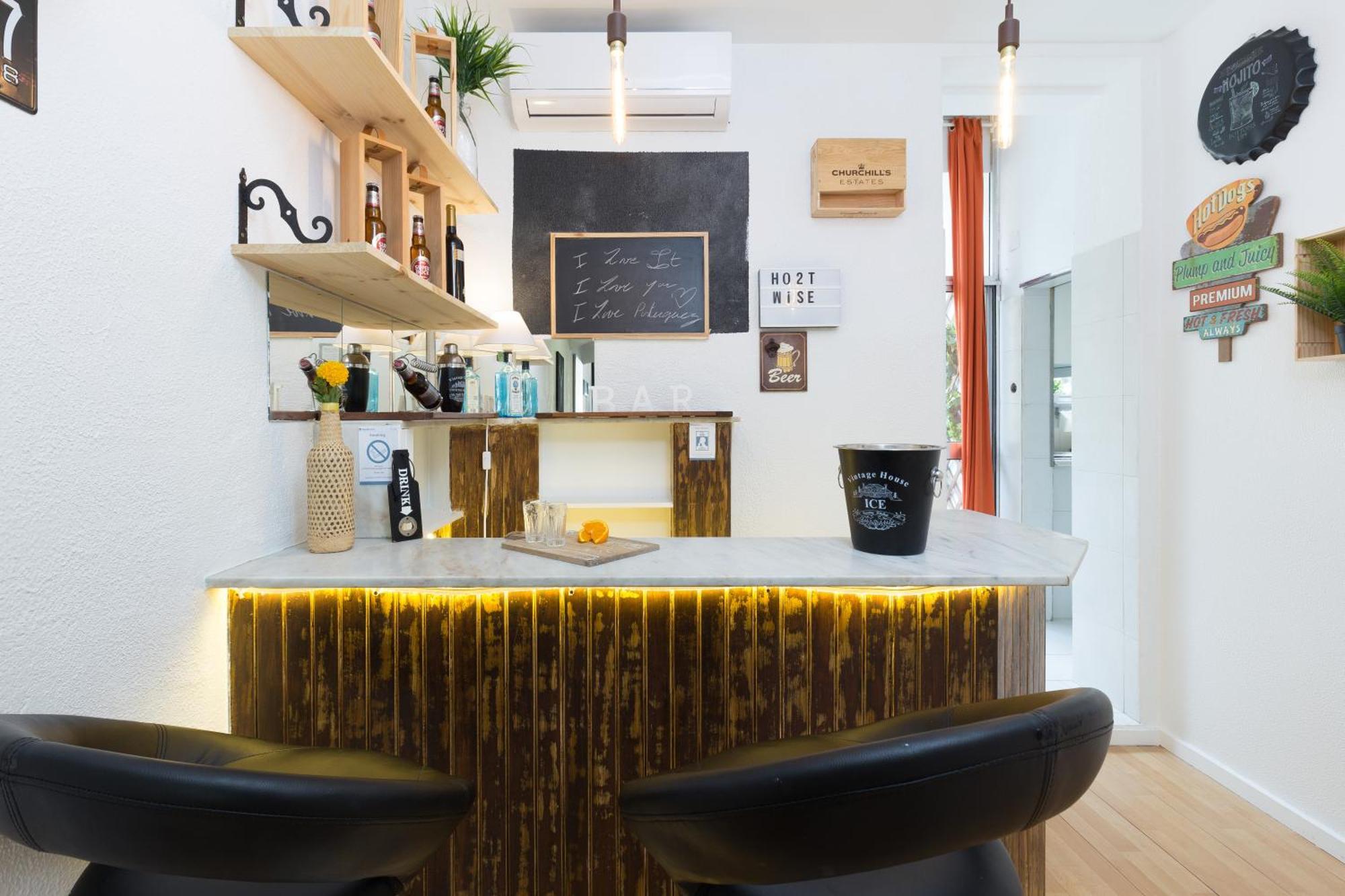 Host Wise - Large Flat W Terrace - Ace Location At Aliados Apartment Porto Bagian luar foto