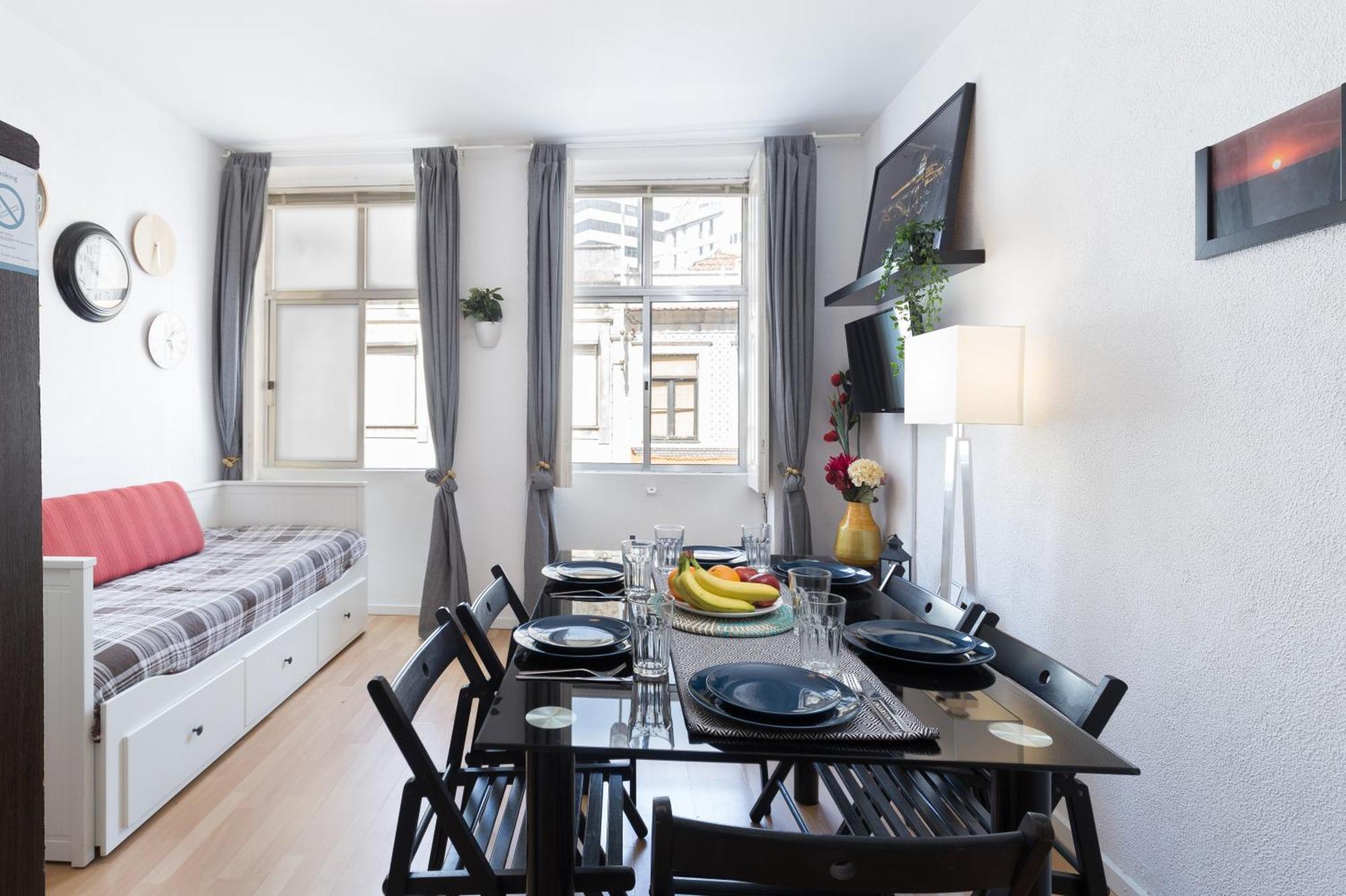 Host Wise - Large Flat W Terrace - Ace Location At Aliados Apartment Porto Bagian luar foto