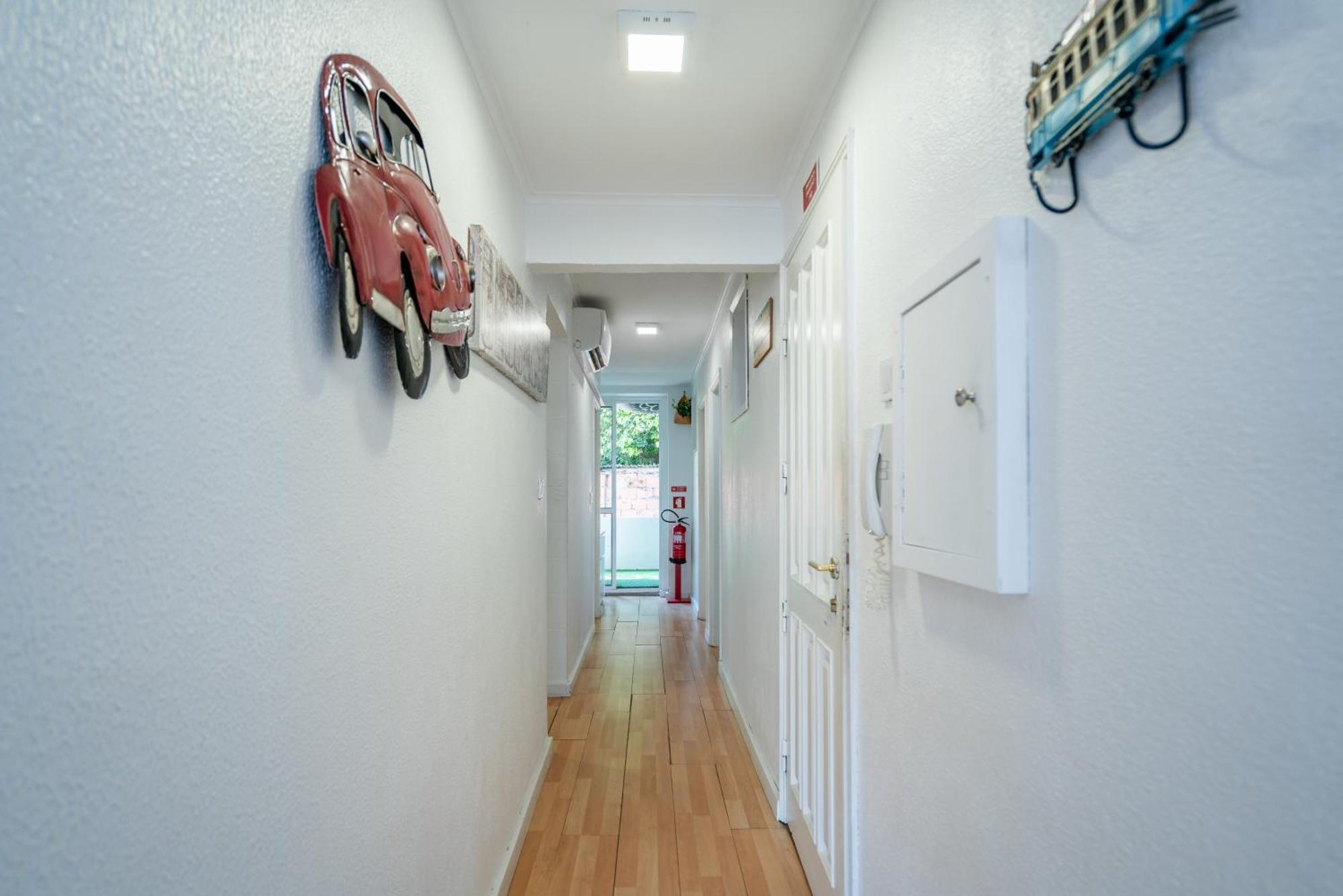 Host Wise - Large Flat W Terrace - Ace Location At Aliados Apartment Porto Ruang foto