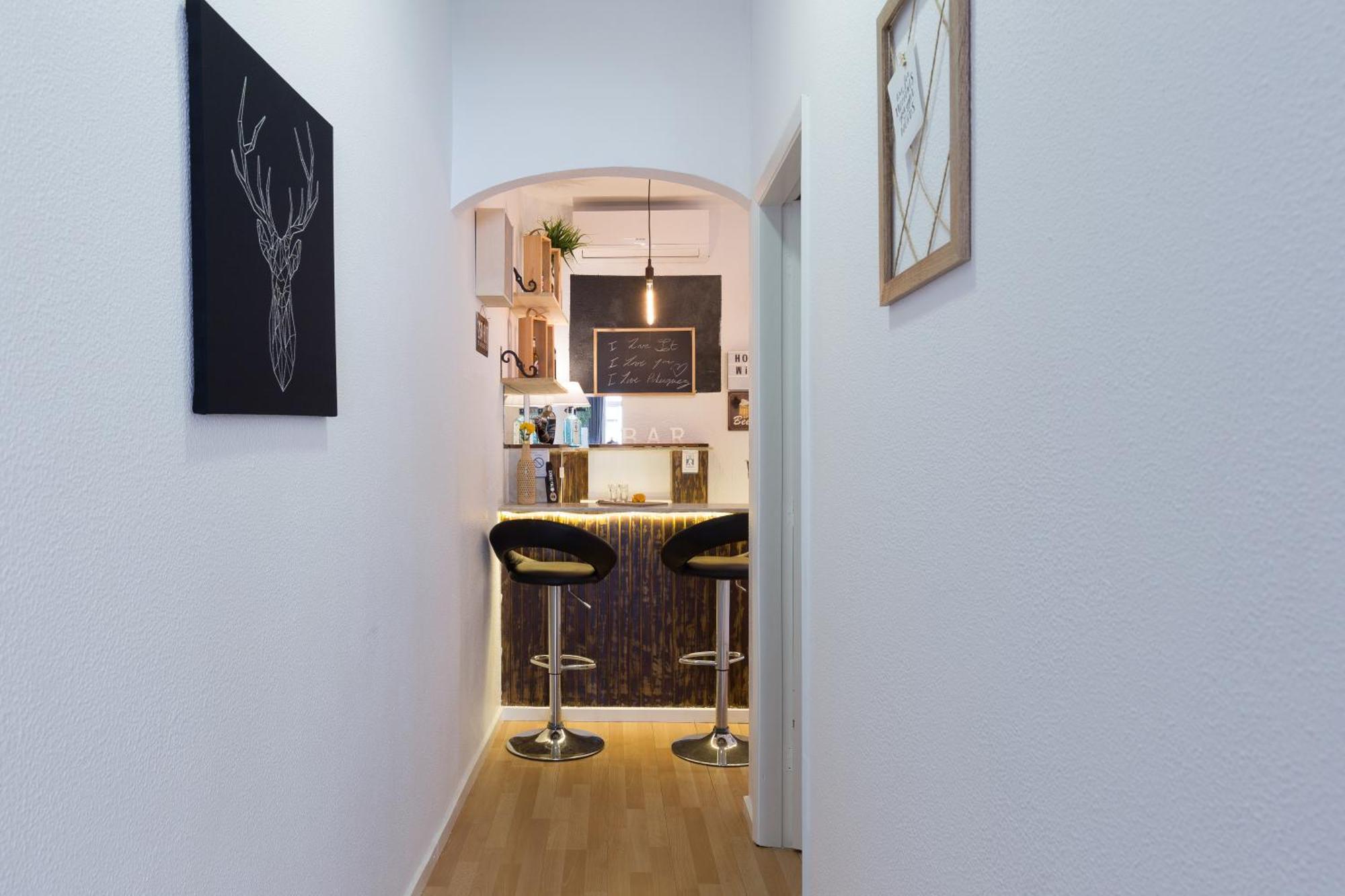 Host Wise - Large Flat W Terrace - Ace Location At Aliados Apartment Porto Ruang foto